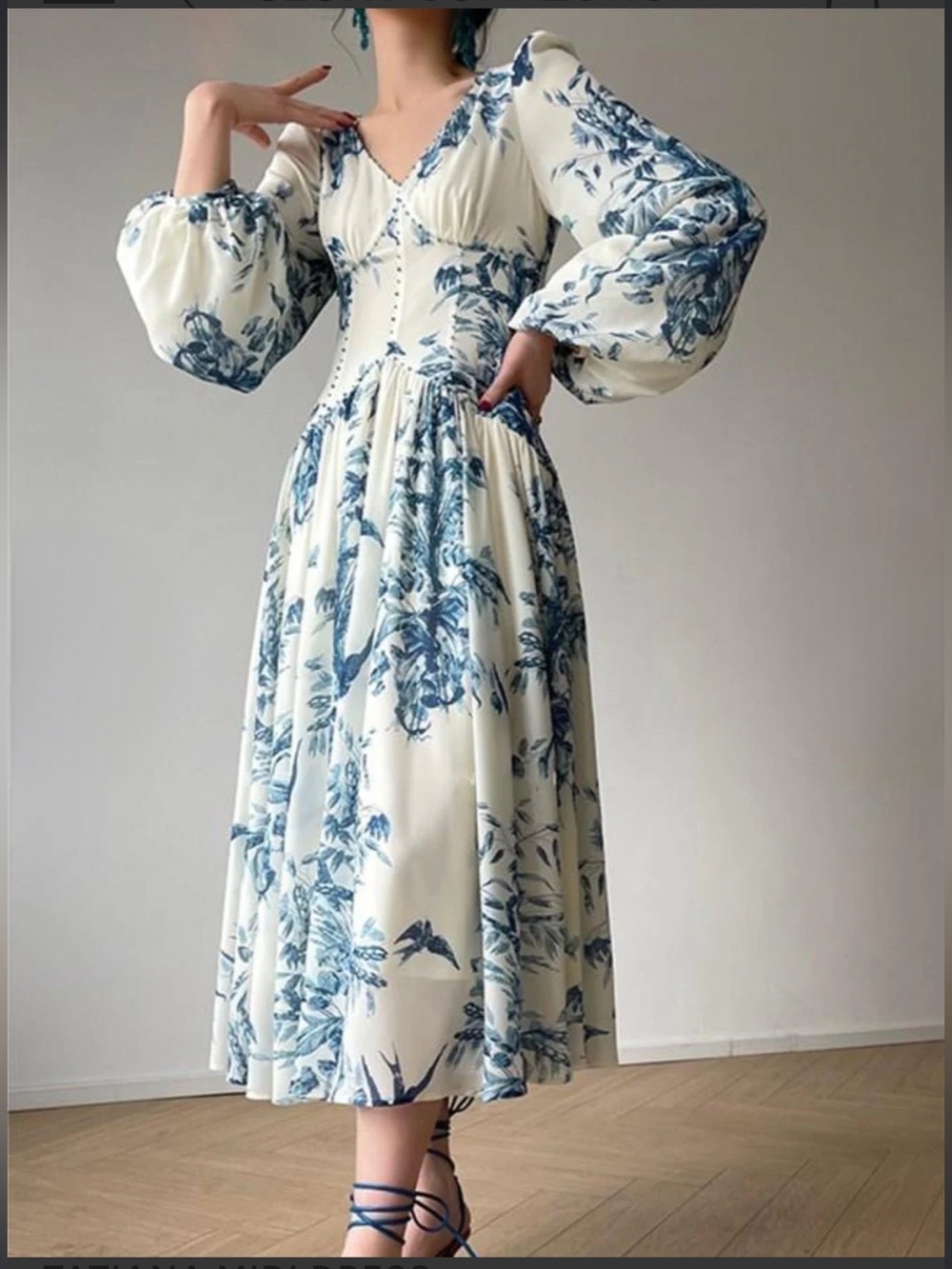 NWT O.P.T Abrielle Botanical Blue Empire Waist Lantern Sleeve Dress Small - Picture 3 of 10